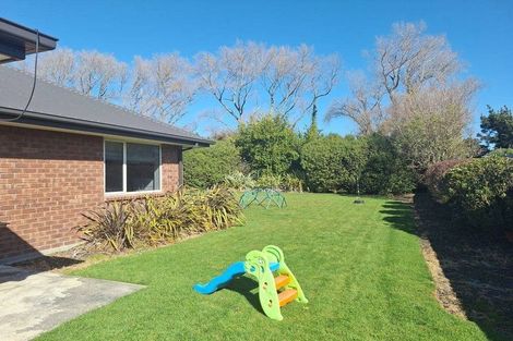 Photo of property in 27 Mokihi Gardens, Hillmorton, Christchurch, 8024