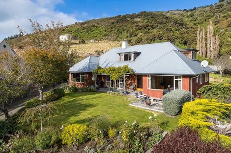 Photo of property in 16 Ribbonwood Close, Normanby, Dunedin, 9010