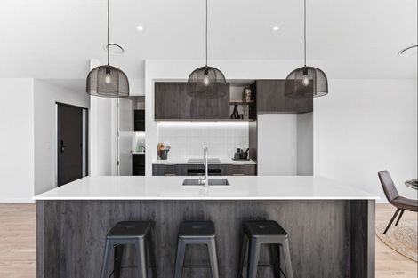 Photo of property in 11 Packer Road, Wanaka, 9382