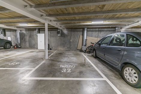 Photo of property in Portal Apartments, 1c/42 Cable Street, Te Aro, Wellington, 6011