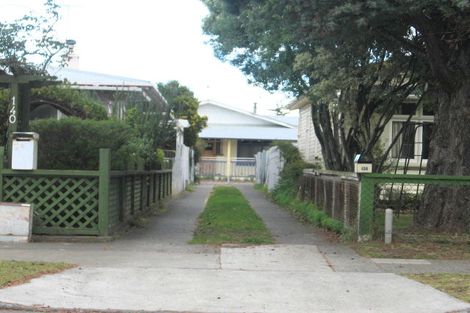 Photo of property in 138 Vigor Brown Street, Napier South, Napier, 4110