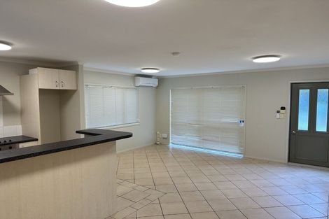 Photo of property in 20f Roseberry Avenue, Birkenhead, Auckland, 0626