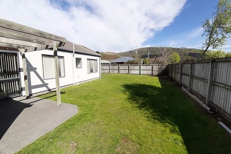 Photo of property in 2 Wendy Place, Heathcote Valley, Christchurch, 8022