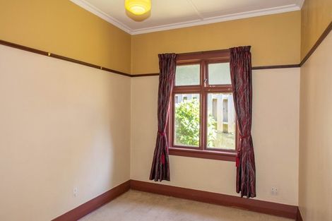 Photo of property in 32 Garfield Avenue, Roslyn, Dunedin, 9010