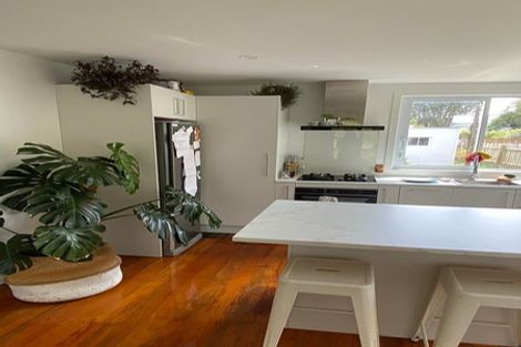 Photo of property in 35 Moana Road, Paraparaumu, 5032