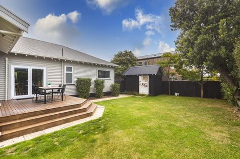 Photo of property in 2 Celia Street, Redcliffs, Christchurch, 8081