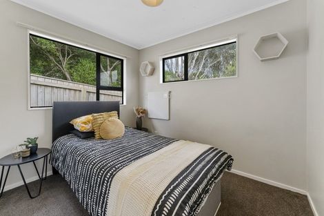 Photo of property in 36 Northumberland Street, Cannons Creek, Porirua, 5024