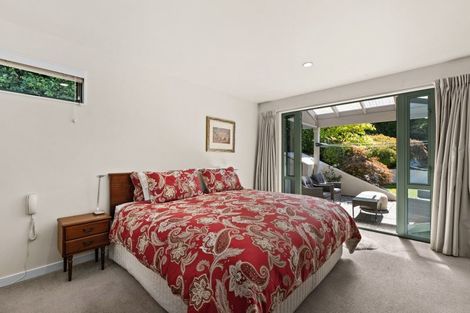 Photo of property in 12 Laing Cove, Havelock North, 4130