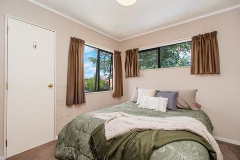 Photo of property in 33 Tawavale Street, Pukehangi, Rotorua, 3015