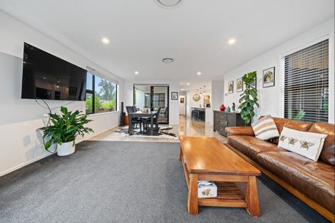 Photo of property in 51 Cyrus Street, Whalers Gate, New Plymouth, 4310
