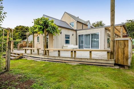 Photo of property in 5 Wynyard Street, Normanby, Hawera, 4614