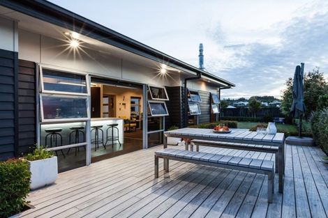 Photo of property in 28 Ainslee Street, Highlands Park, New Plymouth, 4312