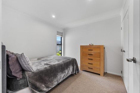 Photo of property in 31 Atutahi Street, Hurdon, New Plymouth, 4310