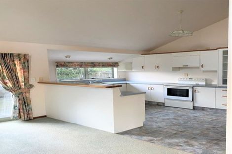 Photo of property in 2 Grantleigh Way, Pyes Pa, Tauranga, 3112