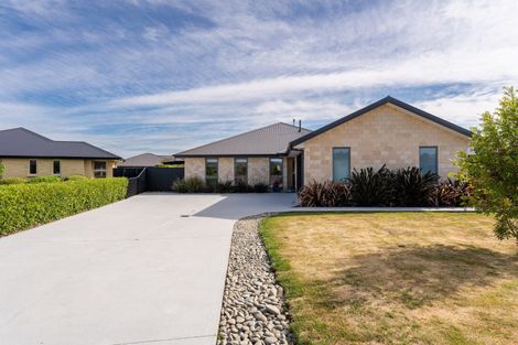 Photo of property in 8 Silver Springs Boulevard, Mosgiel, 9024
