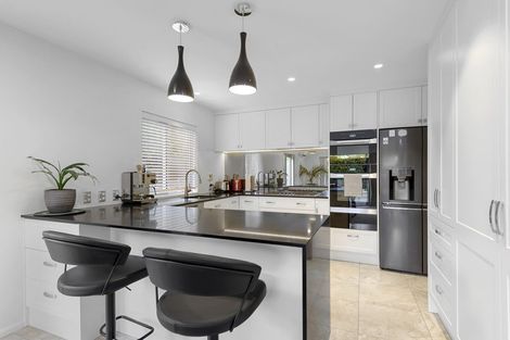 Photo of property in 303 Centaurus Road, Hillsborough, Christchurch, 8022