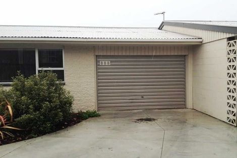 Photo of property in 1/28 Guinness Crescent, Ilam, Christchurch, 8041