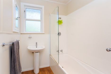 Photo of property in 313 Makirikiri Road, Crofton, Marton, 4787