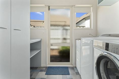 Photo of property in 10 Ashwood Grove, Omokoroa, 3114