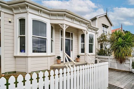 Photo of property in 10 Stanley Street, Berhampore, Wellington, 6023
