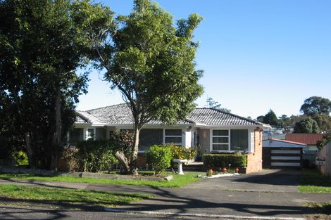 Photo of property in 23 Hobart Crescent, Wattle Downs, Auckland, 2103