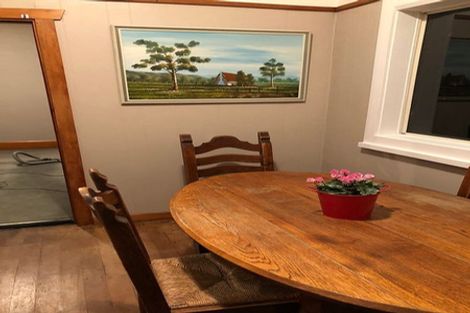 Photo of property in 8 Seaview Terrace, Bluff Hill, Napier, 4110