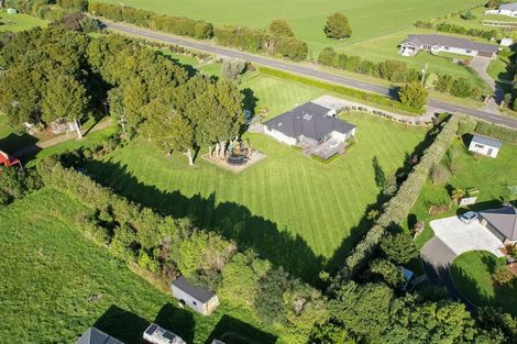 Photo of property in 73 Muhunoa East Road, Ohau, Levin, 5570