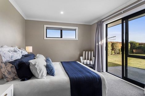 Photo of property in 64 Watkins Drive, Rangiora, 7400