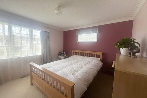 Photo of property in 12 Mangaroa Hill Road, Maoribank, Upper Hutt, 5018