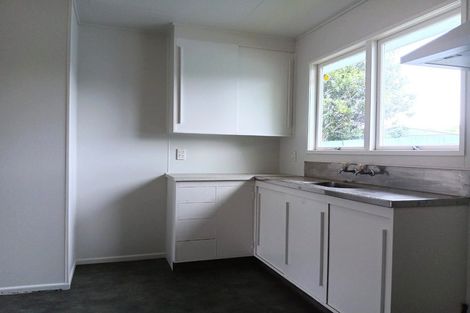 Photo of property in 1/442 Main North Road, Bay View, Napier, 4104