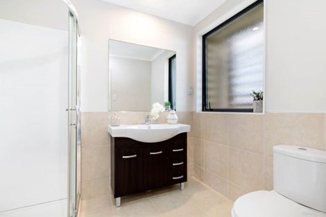 Photo of property in 33 Mcginty Street, Takanini, 2112