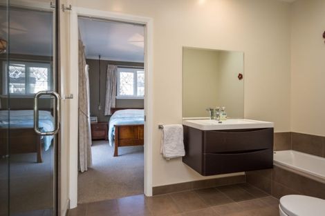 Photo of property in 48a Mcfaddens Road, St Albans, Christchurch, 8052