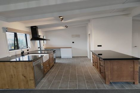 Photo of property in 1/9 Titoki Street, Te Atatu Peninsula, Auckland, 0610