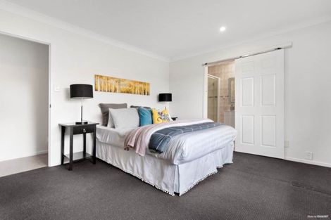 Photo of property in 2 Tullis Place, Burswood, Auckland, 2013