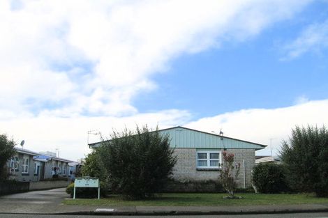 Photo of property in 3/208 Grove Road, Mayfair, Hastings, 4122