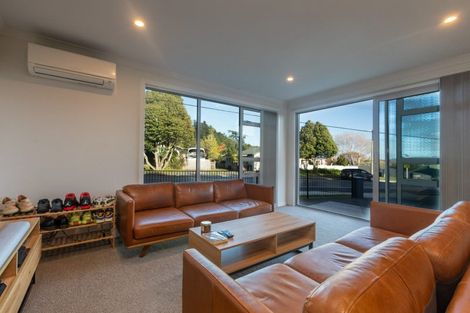 Photo of property in 39a Ruapehu Street, Paraparaumu, 5032