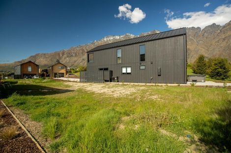 Photo of property in 17 Soudley Court, Jacks Point, Queenstown, 9371
