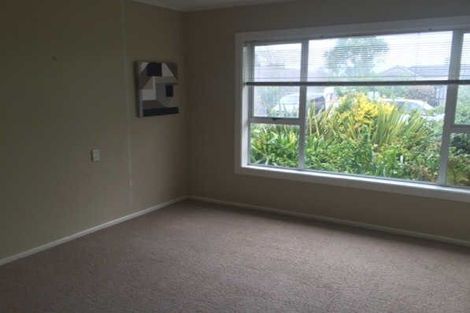 Photo of property in 2 Lovelock Street, Dallington, Christchurch, 8061