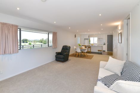 Photo of property in 304/252 Centreway Road, Orewa, 0931