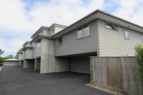 Photo of property in 172a Edgeware Road, Edgeware, Christchurch, 8013