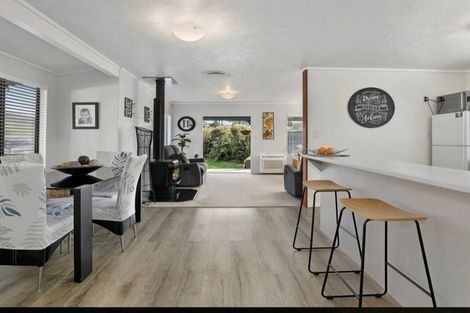 Photo of property in 28 Pukehangi Road, Pukehangi, Rotorua, 3015