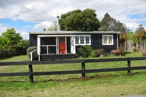 Photo of property in 36 Rangatira Drive, Mangakino, 3421