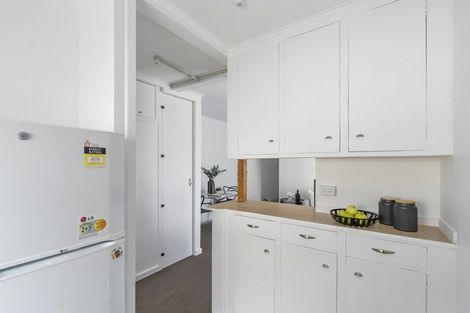 Photo of property in 11/288 College Street, West End, Palmerston North, 4410