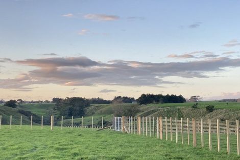 Photo of property in 1052 Taonui Road, Colyton, 4775