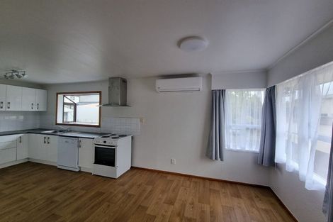 Photo of property in 19 Gossamer Drive, Pakuranga Heights, Auckland, 2010