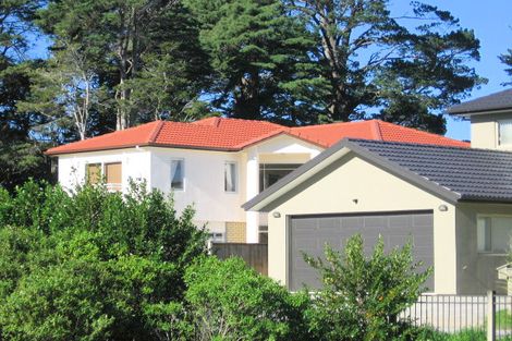 Photo of property in 4 South Kensington Way, Henderson, Auckland, 0612