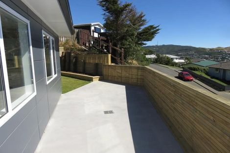 Photo of property in 18a Carluke Street, Paparangi, Wellington, 6037