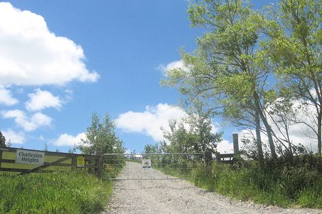 Photo of property in 1470 No 2 Road, Te Ranga, Te Puke, 3182