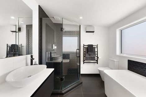 Photo of property in 5a Staveley Street, Avonhead, Christchurch, 8042