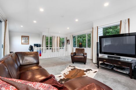 Photo of property in 221 Godley Road, Titirangi, Auckland, 0604